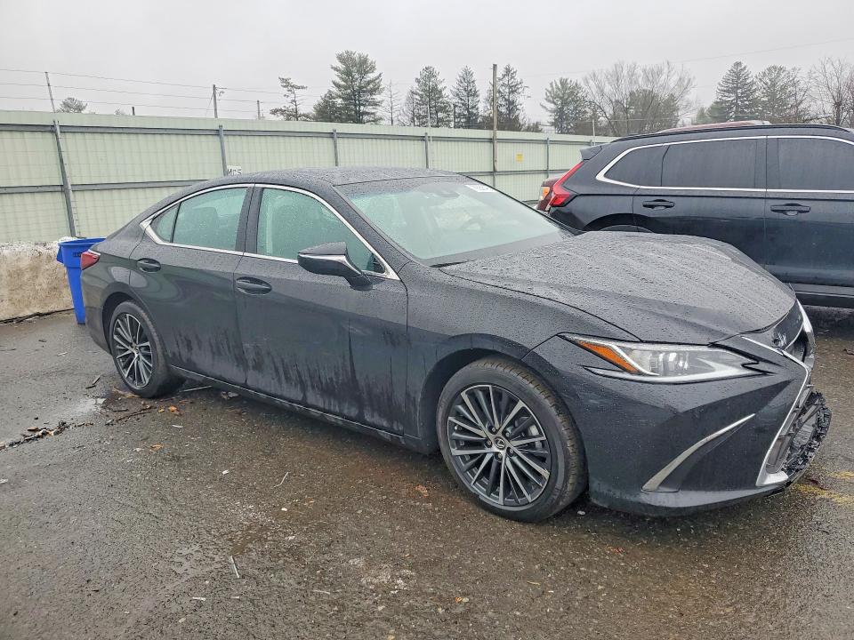 2023 Lexus ES