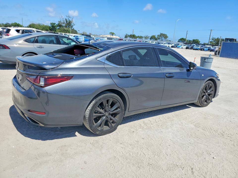 2022 Lexus ES