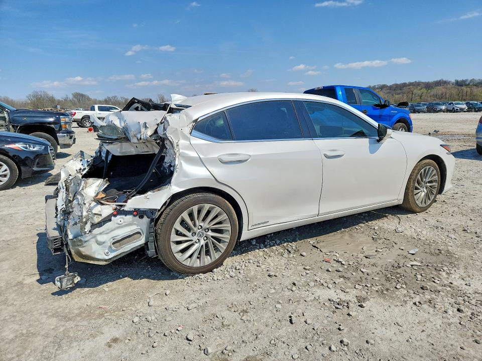 2021 Lexus ES