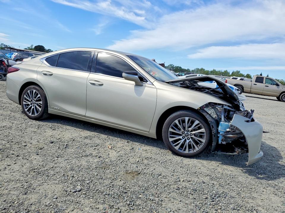 2020 Lexus ES