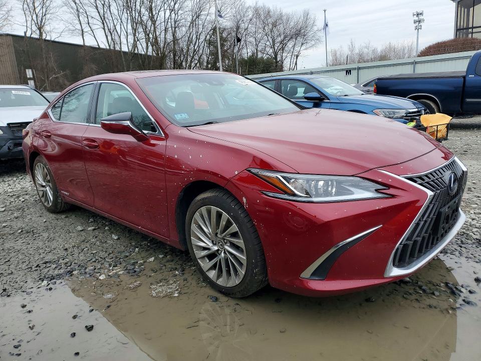 2022 Lexus ES