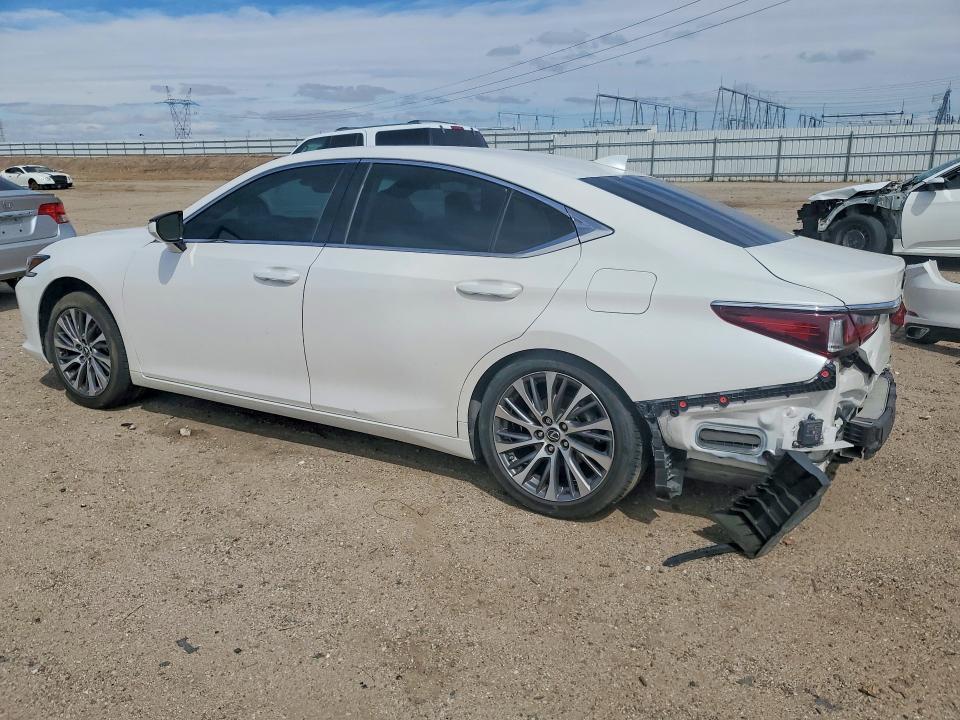 2020 Lexus ES