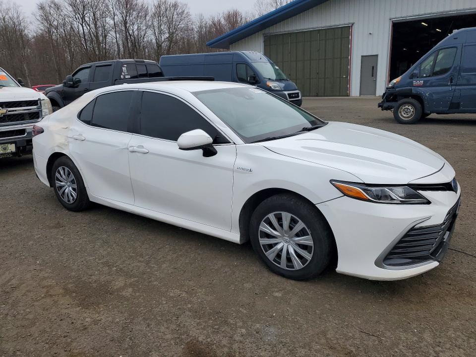 2021 Toyota Camry sola