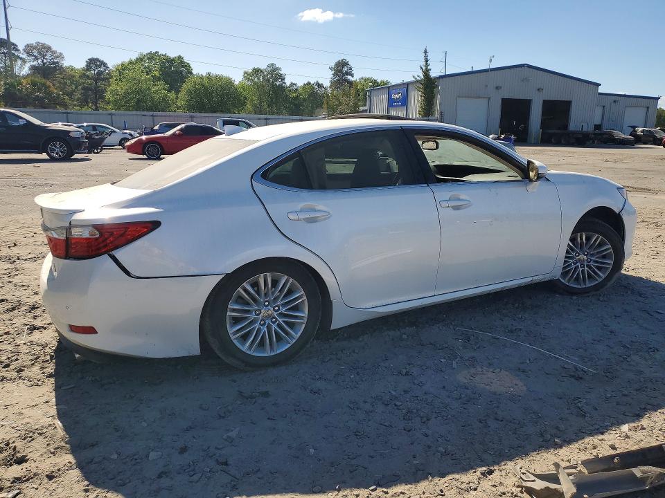 2015 Lexus ES
