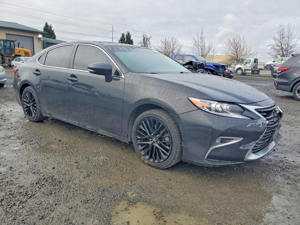 2017 Lexus ES