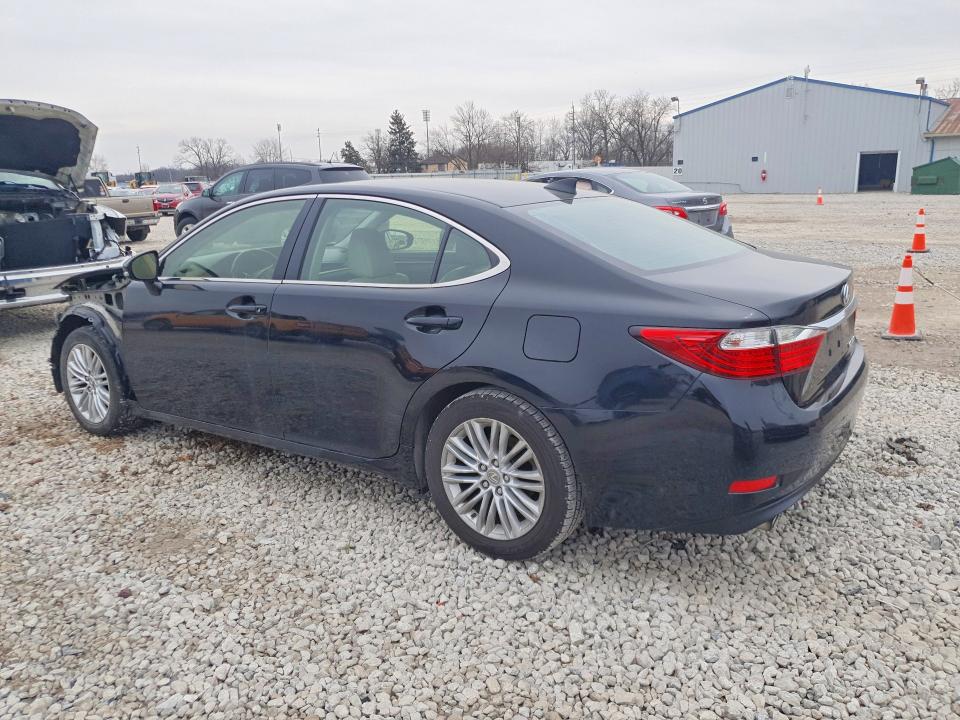 2015 Lexus ES