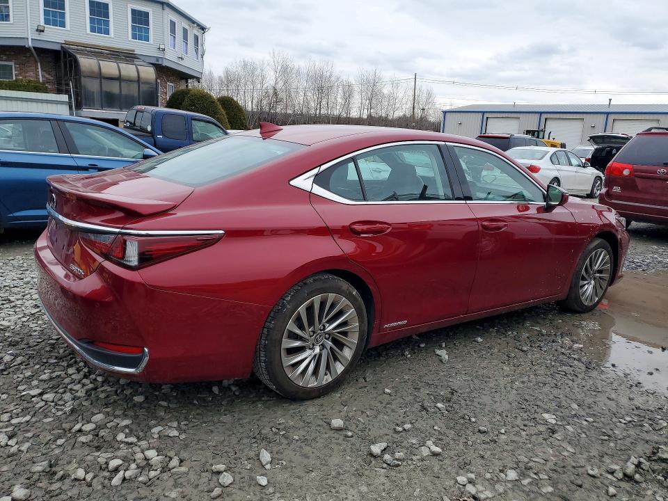 2022 Lexus ES