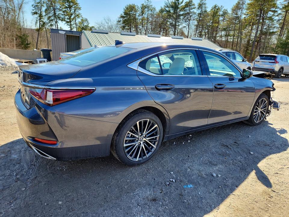 2024 Lexus ES