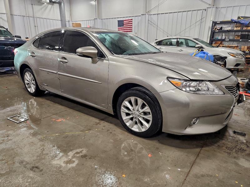 2015 Lexus ES
