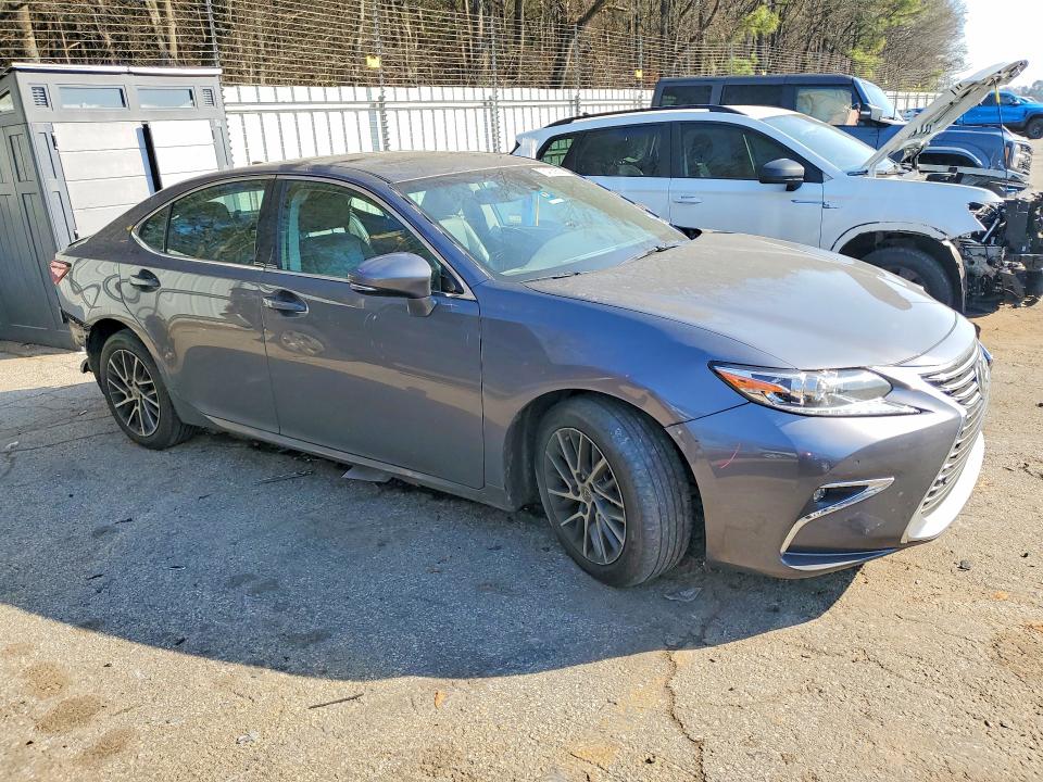 2017 Lexus ES