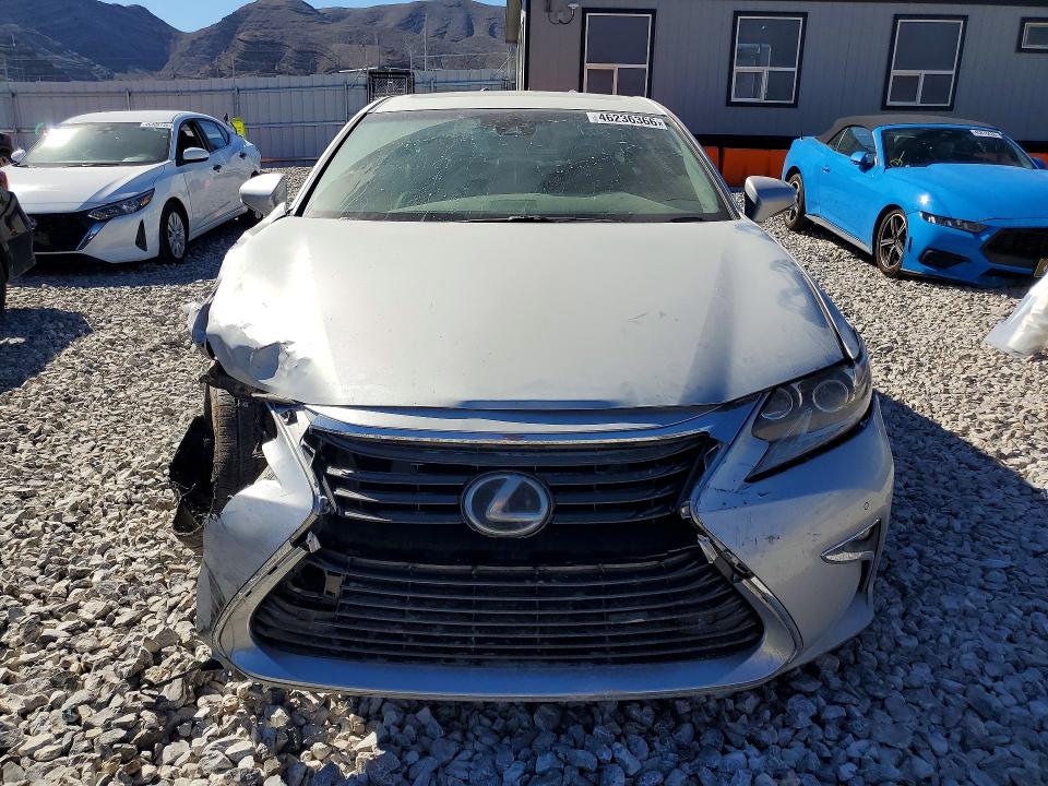 2017 Lexus ES