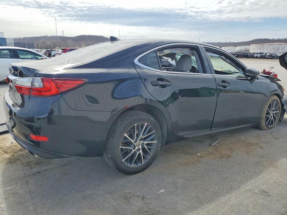 2017 Lexus ES