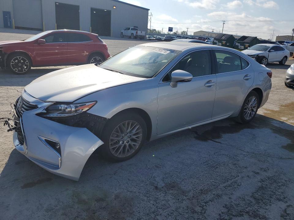 2017 Lexus ES