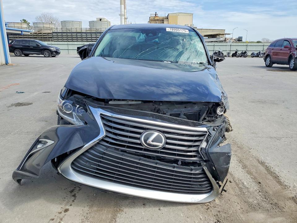 2017 Lexus ES
