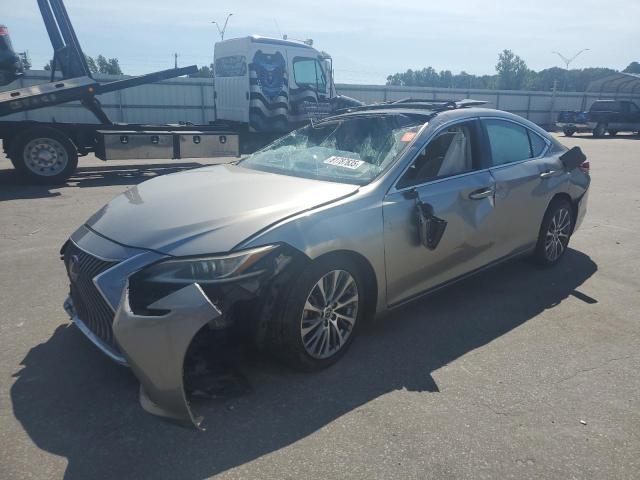 2019 Lexus ES