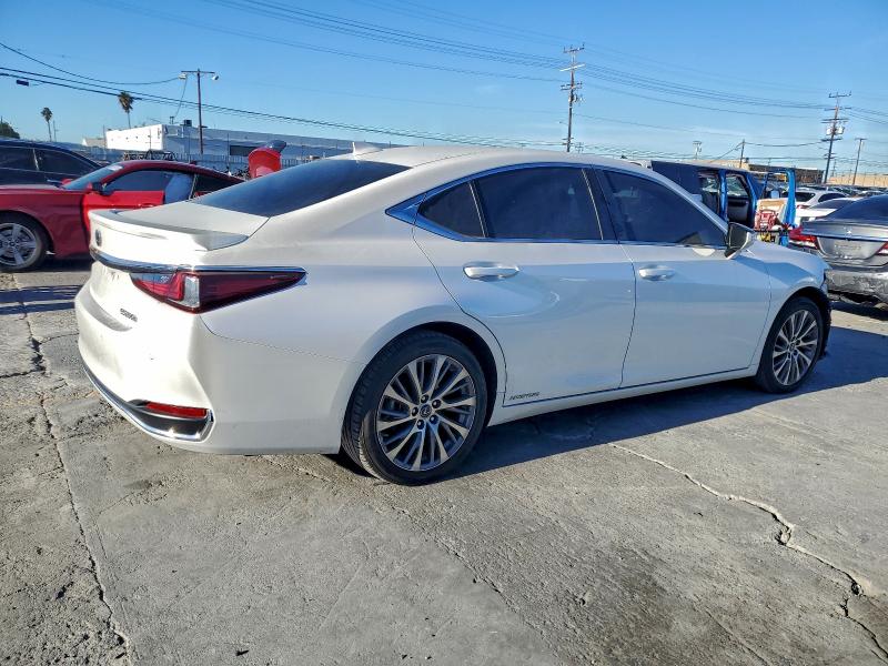 2021 Lexus ES