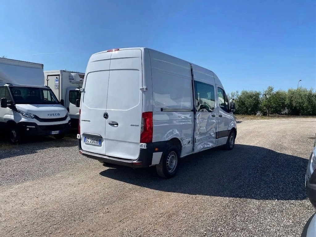 MERCEDES BENZ Sprinter