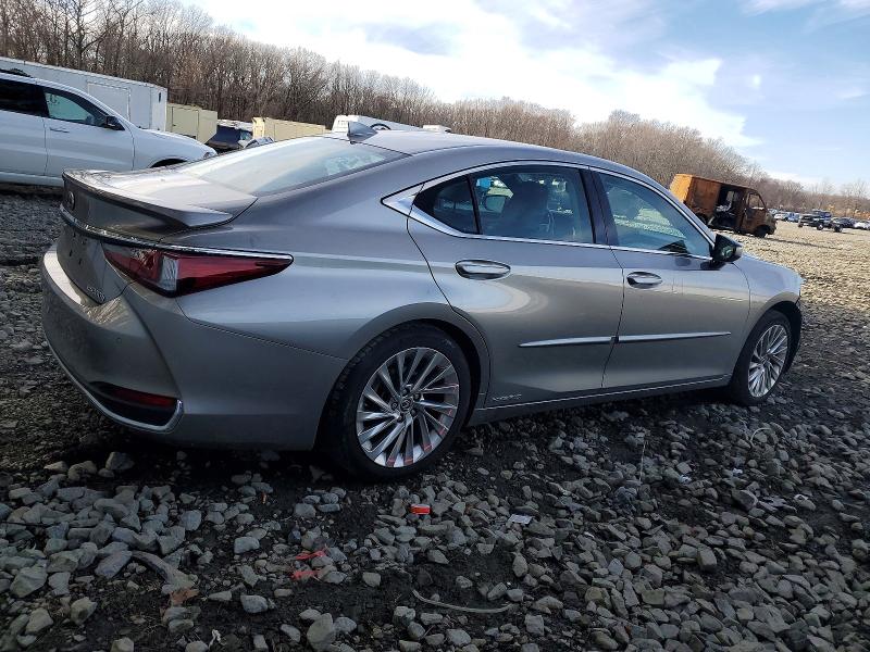 2020 Lexus ES