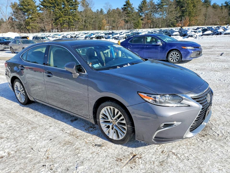 2017 Lexus ES