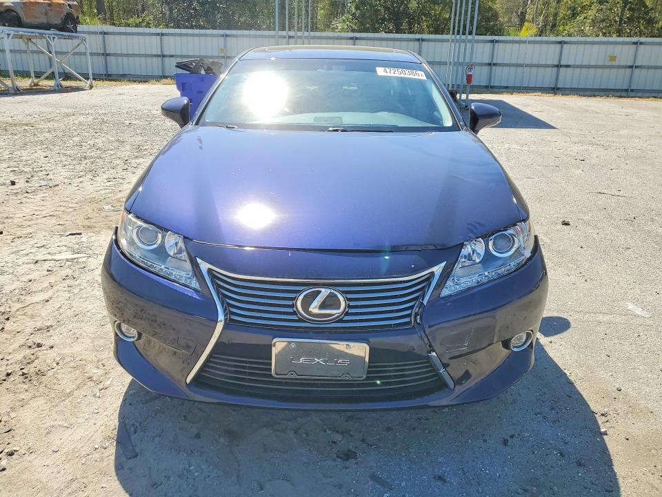 2015 Lexus ES