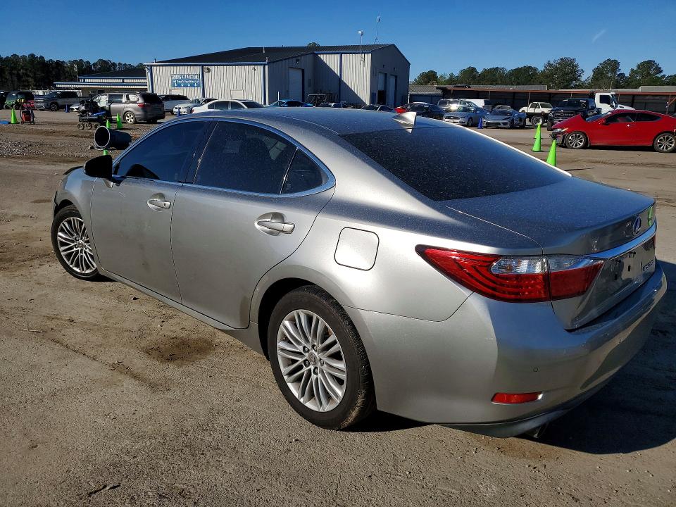 2015 Lexus ES