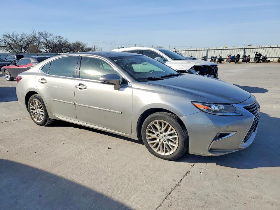 2018 Lexus ES