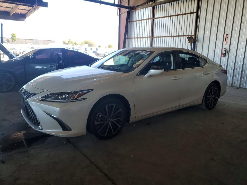 2025 Lexus ES