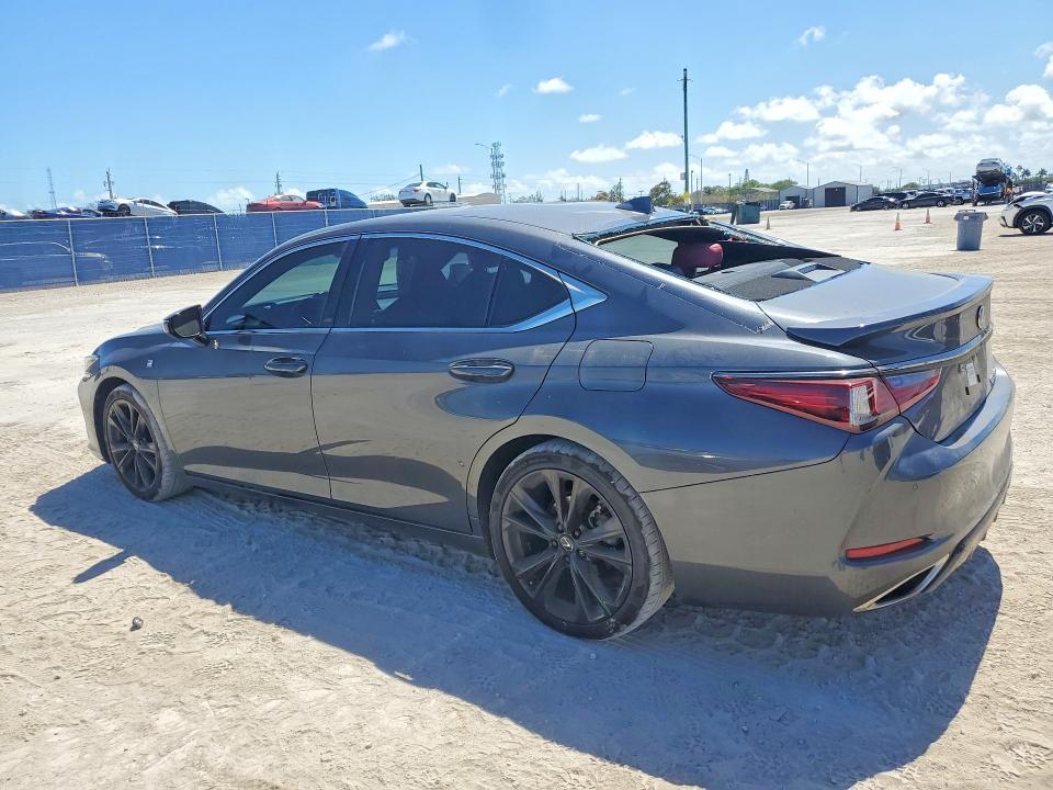 2022 Lexus ES