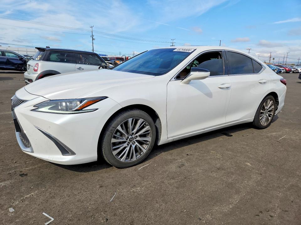 2021 Lexus ES