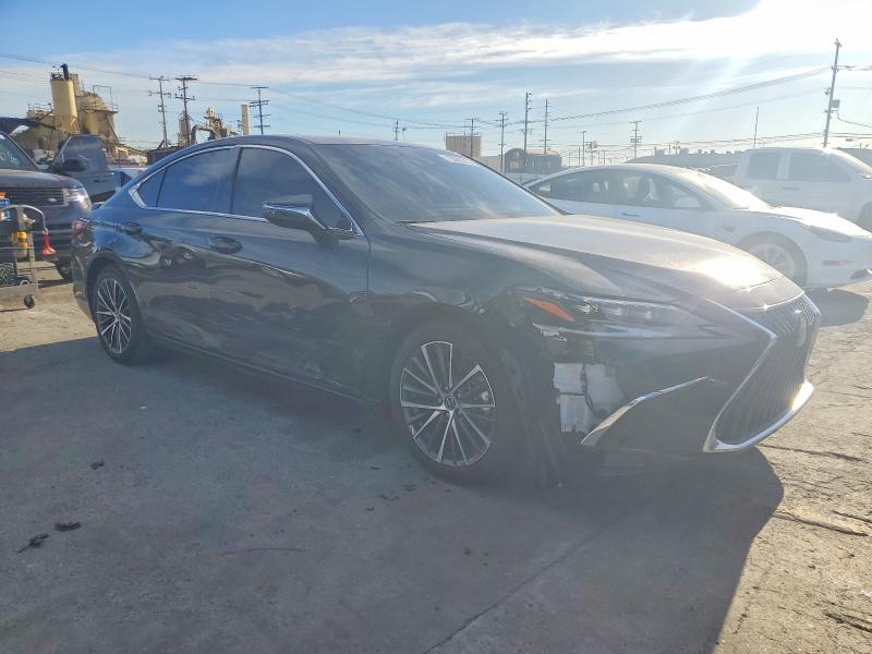 2025 Lexus ES