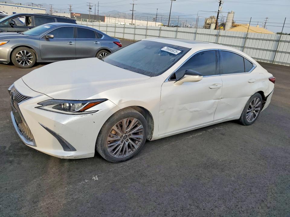 2021 Lexus ES