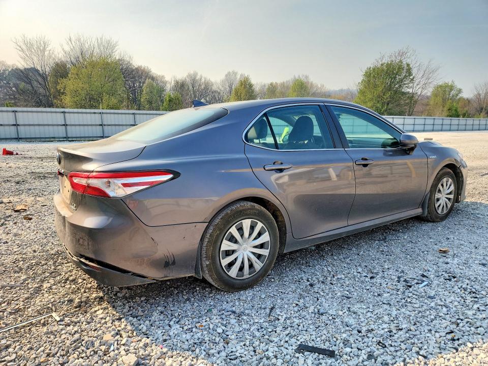 2020 Toyota Camry sola