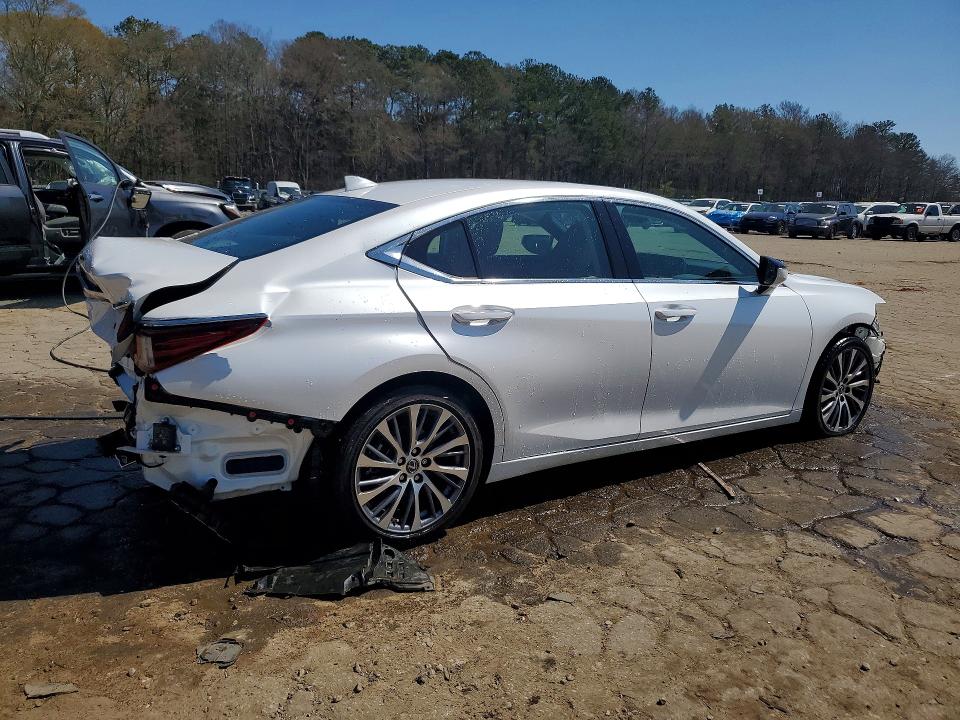 2021 Lexus ES