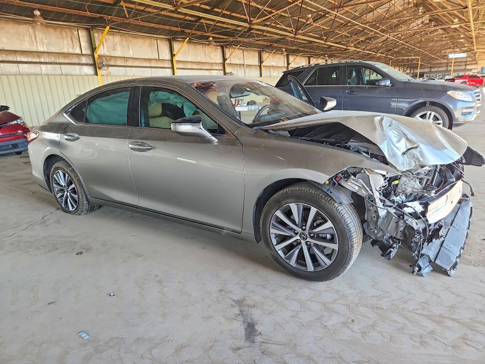 2021 Lexus ES