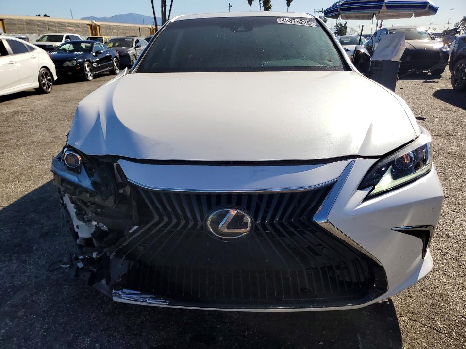 2020 Lexus ES