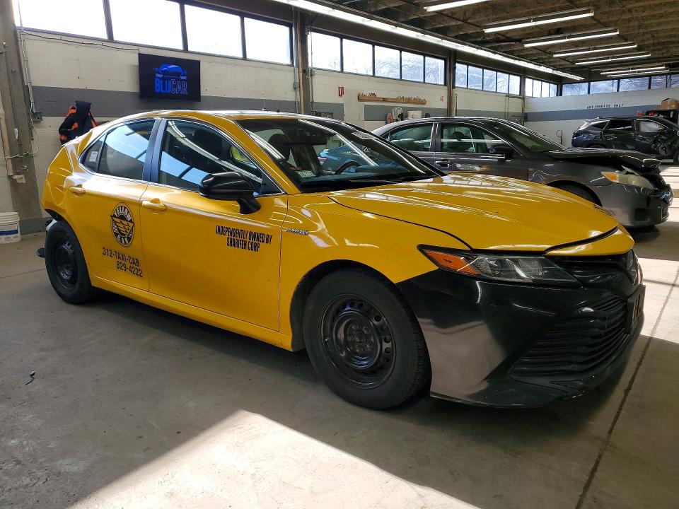 2019 Toyota Camry sola