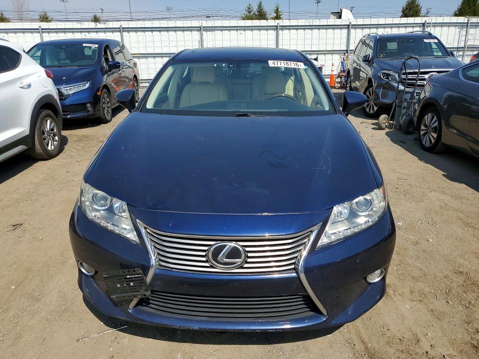 2015 Lexus ES