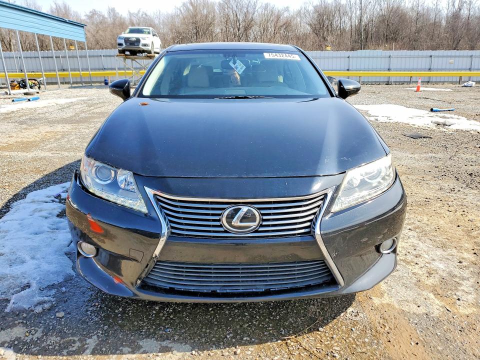 2015 Lexus ES