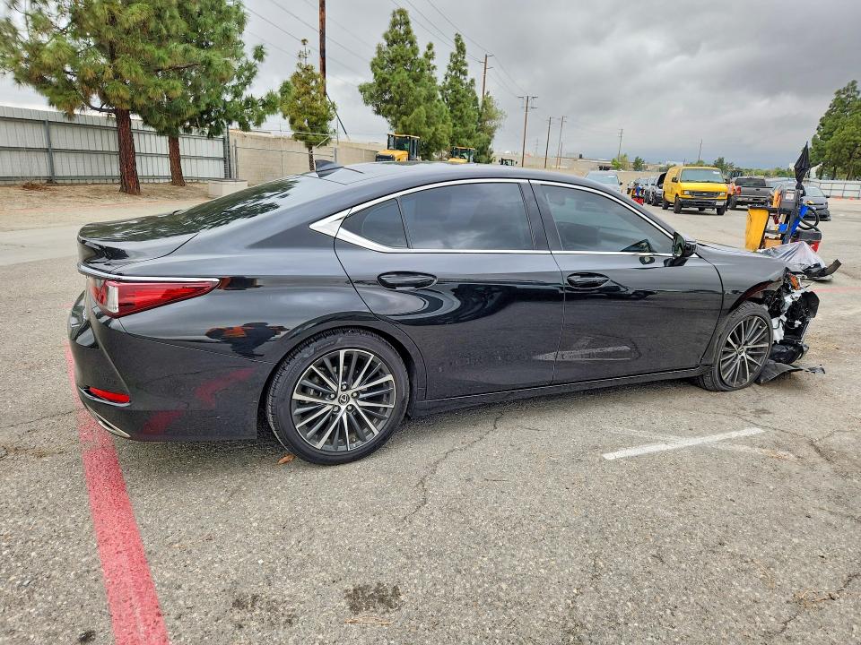 2023 Lexus ES