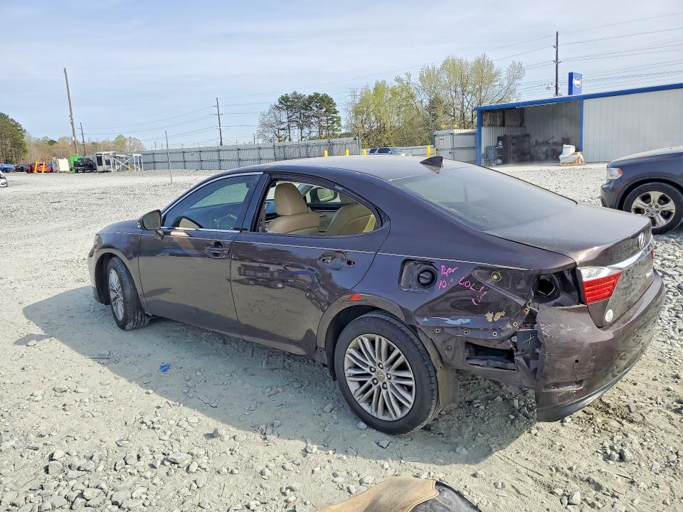 2015 Lexus ES