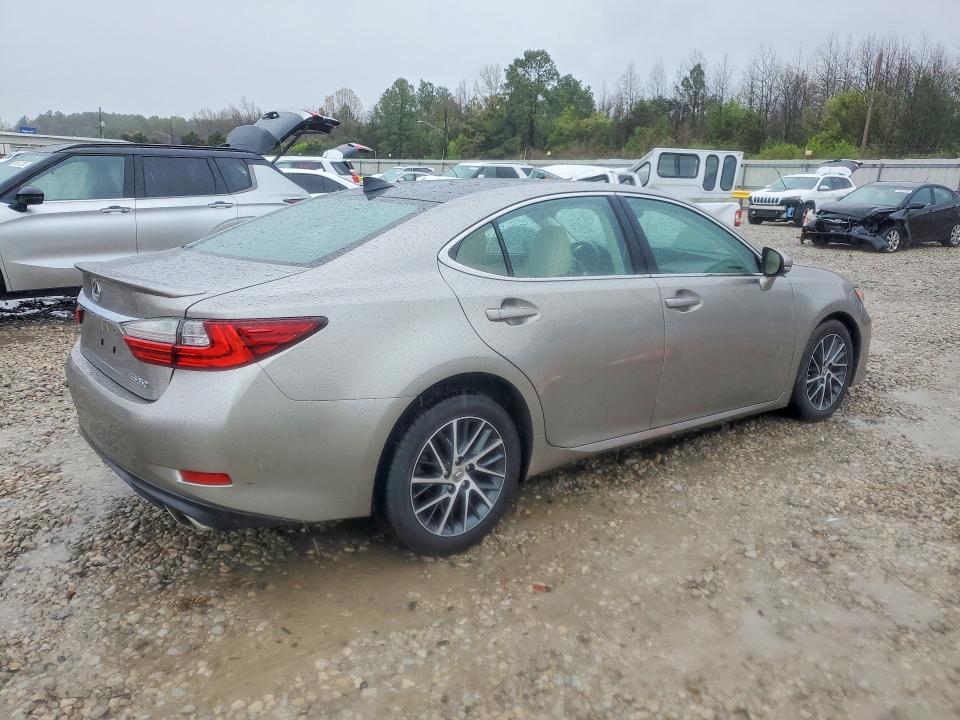 2017 Lexus ES