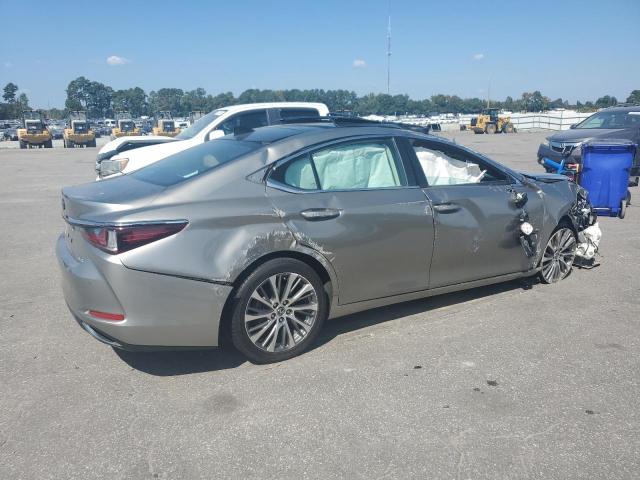 2019 Lexus ES