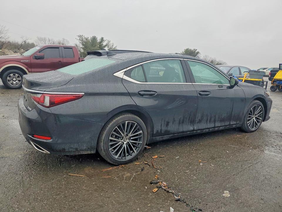 2023 Lexus ES