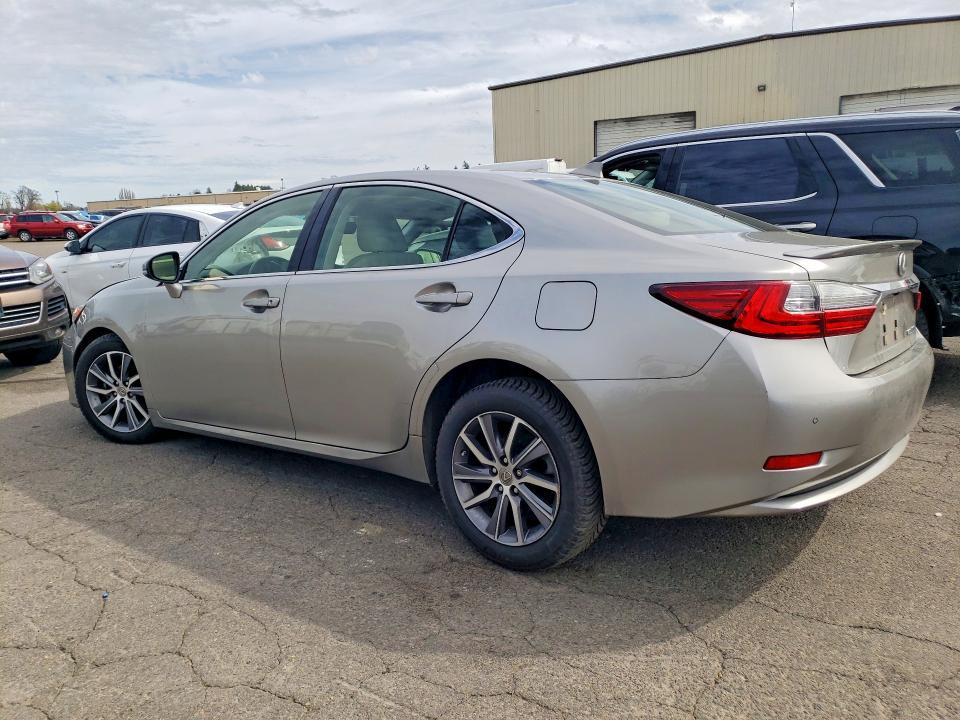 2018 Lexus ES