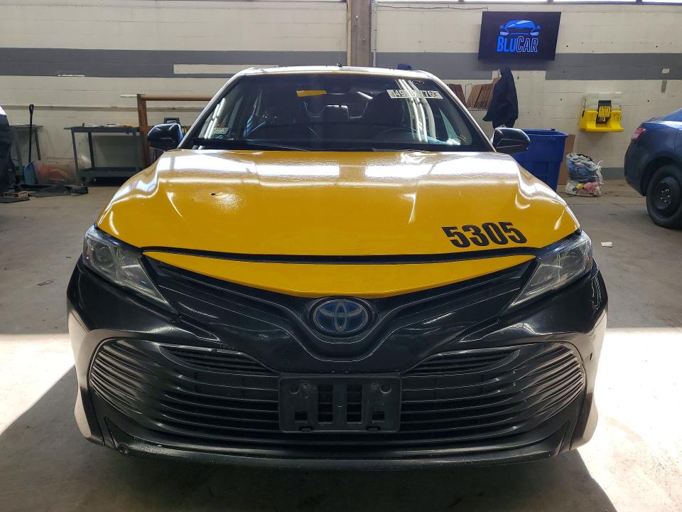 2019 Toyota Camry sola