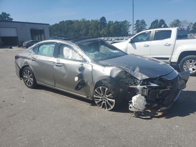 2019 Lexus ES