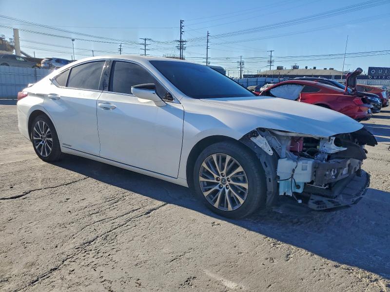 2021 Lexus ES