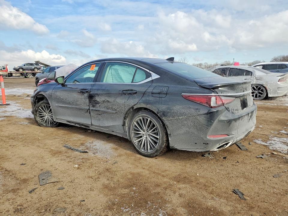 2022 Lexus ES