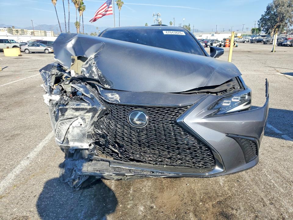 2024 Lexus ES