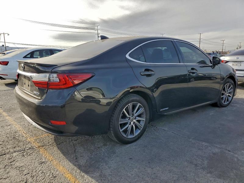 2018 Lexus ES